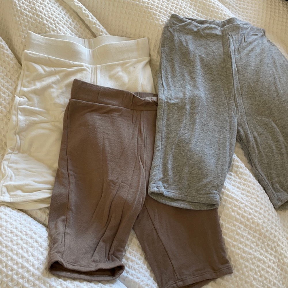 Nude white and gray biker shorts